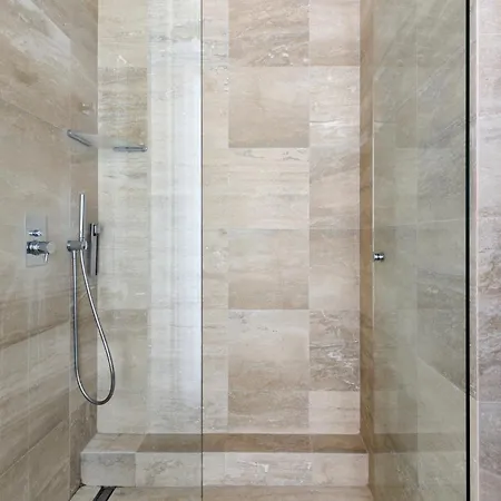 Апартаменты Triangle D'or - Champs-elysees *